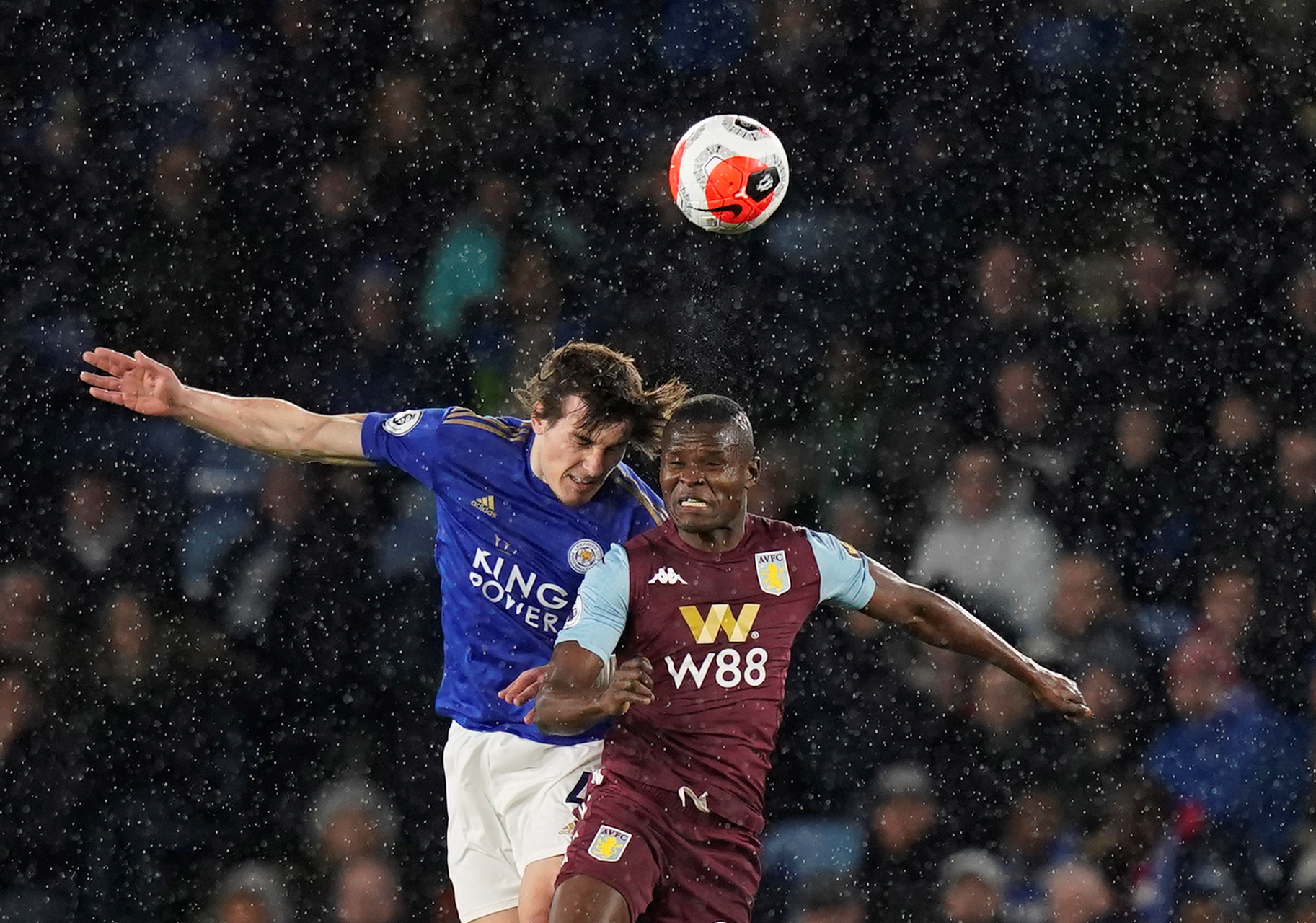 更因为他是 更因为他是